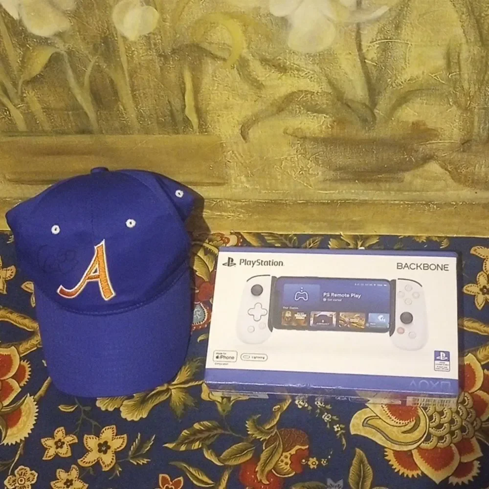 NWT PlayStation BackBone For An Apple Phone!*